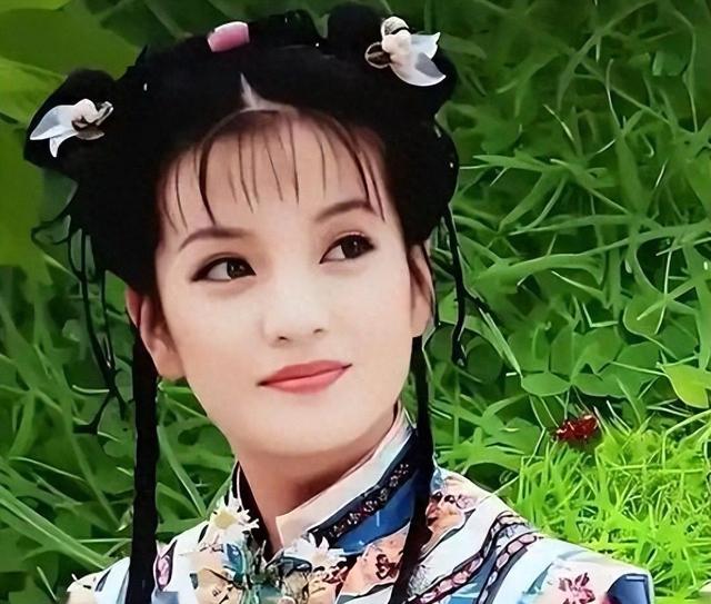 不是黄晓明！也不是马云！如今替赵薇收拾烂摊子的，竟是这个男人