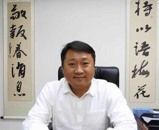 张荣恭和萧旭岑出任国民党副主席