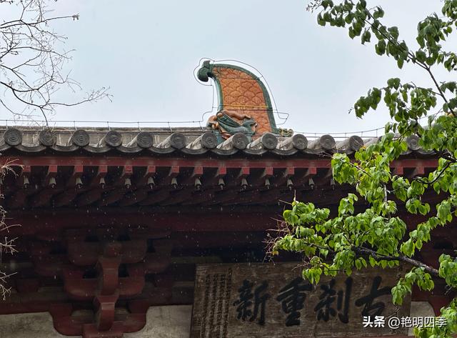 华严寺：“八大辽构”之七，拥有最美辽塑菩萨和最美古代书橱
