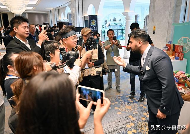 中阿博览会中阿旅行商对接洽谈会在银川举行