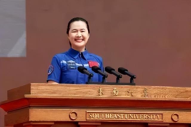 神舟二十号月底返航，神舟二十一号航天员确定，会有女指令长吗？