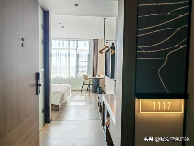 一个小时由河源来到相邻的难兄难弟梅州市