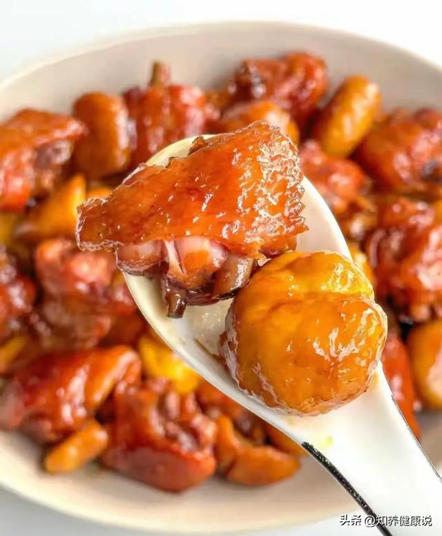 秋天宁愿不吃肉，也要吃这个“纯阳之果”，滋补又养人，应季而食