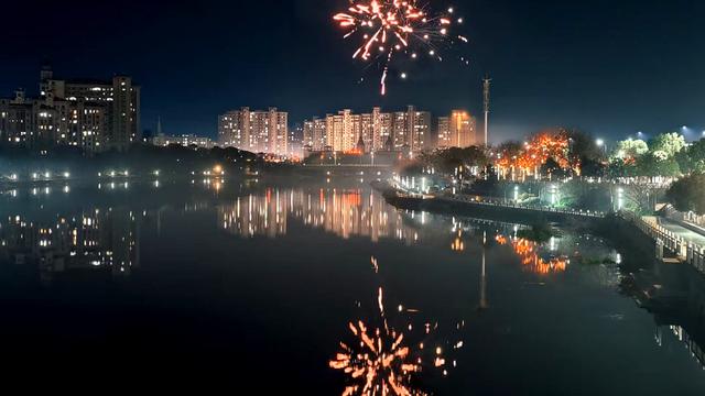一城灯火，醉美余江夜