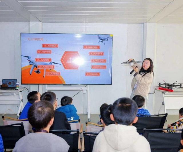 天府科普(研学)游 | 火力全开，来一场揭开科学面纱的奇妙之旅