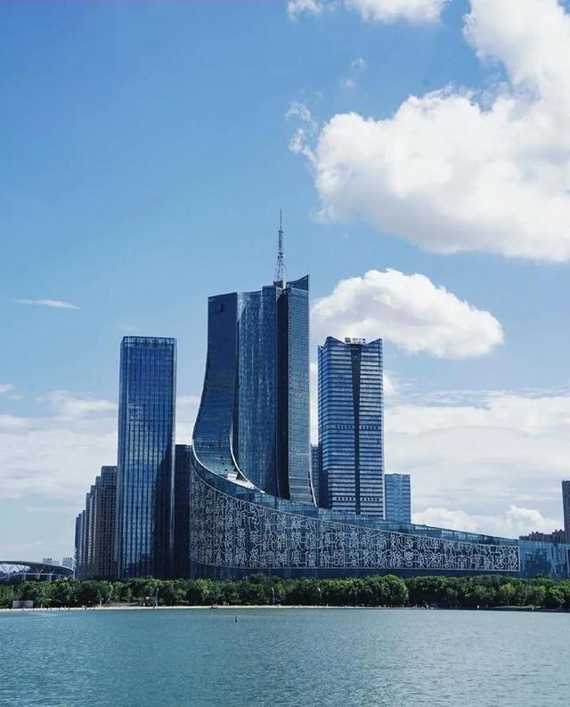 我是河南人，刚从安徽合肥回来，实在忍不住想说：对合肥5点印象