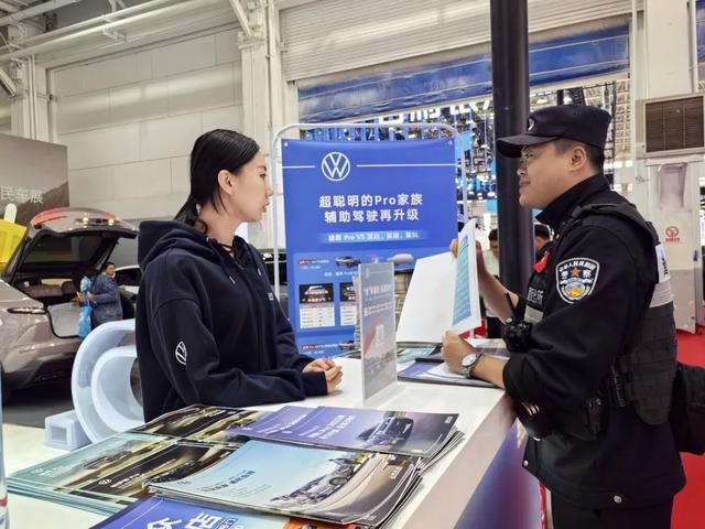 月圆北疆歌飞扬 幸福赛罕共华章——2025年赛罕区国庆中秋系列活动圆满收官