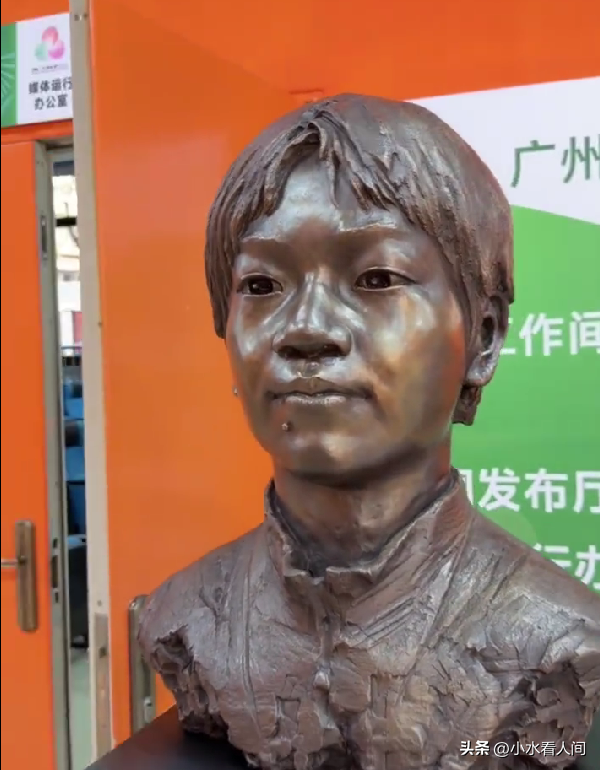 误会太深！全红婵雕像进校园，担心的事发生，“真实处境”曝光