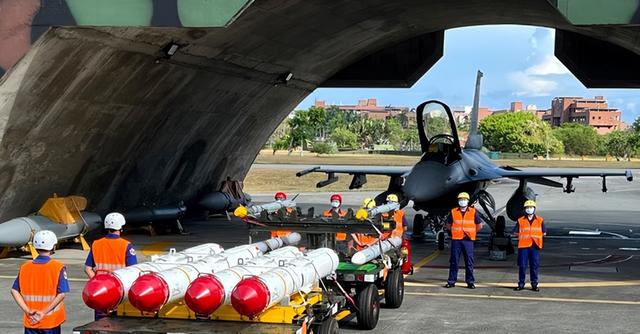 两场战争正悄悄逼近中国？美国正在准备