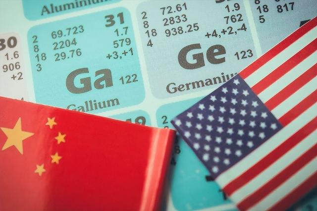 特朗普向全球发出通牒：180天内必须对中国动手，不帮忙就加税