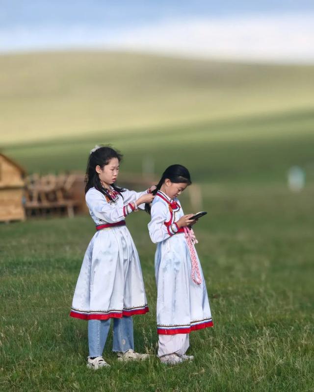 “奇妙自然，京蒙少年草原行”呼伦贝尔生态与民族文化研学活动圆满闭营