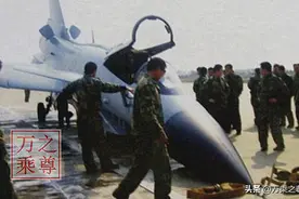 很相似又很不同，15架F-35和8架歼-10战斗机的坠毁事故原因调查图片