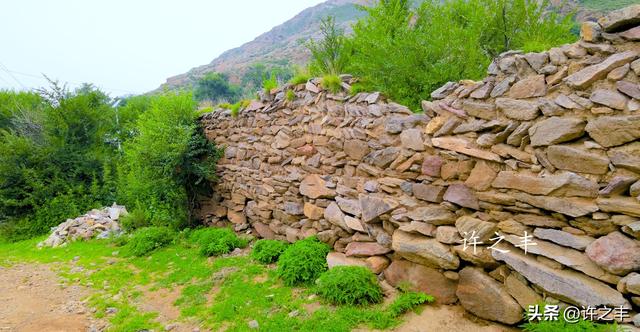 长城路：边塞杨家烽火台