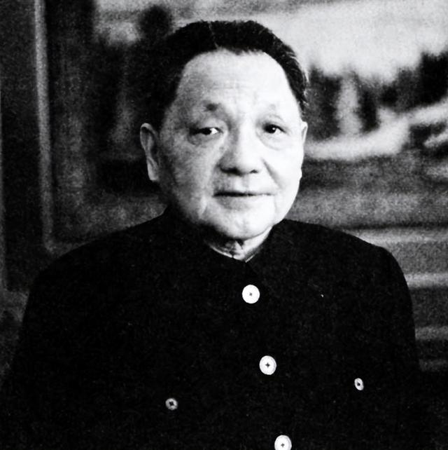 1976年，毛主席去世，华国锋凌晨召开紧急会议，决定了三件事