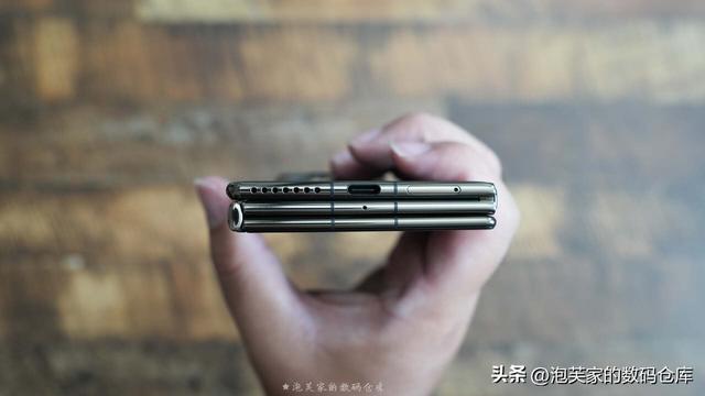 非凡价格 非凡体验 华为Mate XT体验 2万块和Z Fold6打的有来有回