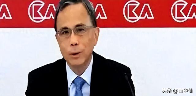 中国不挽留，美国不收留，被夹在中间的李嘉诚，终于玩不转了！