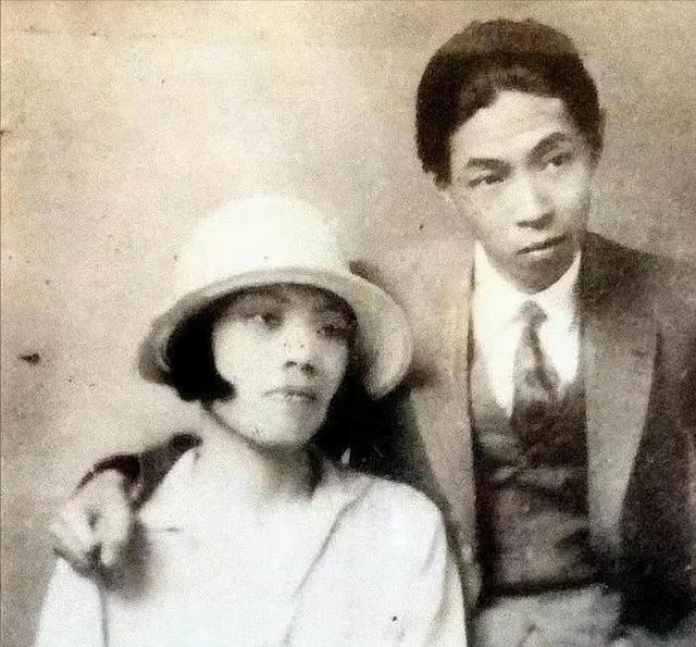 5次婚姻、8年牢狱、2次绝境：她用血泪淬炼“火凤凰	”传奇