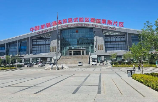 免签！中国最神秘的邻国，35元大巴直达，美女如云，遍地是景！