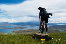 拼多多偏远物流新规落地后，有人发现同款商品“配送费已清零”图片