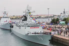 海军成立76周年，外媒聚焦中国航母，“004”将有哪些突破？图片