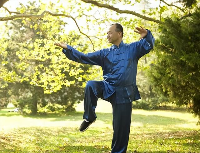 提醒：千万注意，公园练太极拳的这一种人！