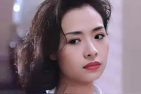 58岁的叶子楣仍风情万种。（附小视频，高清美图）图片