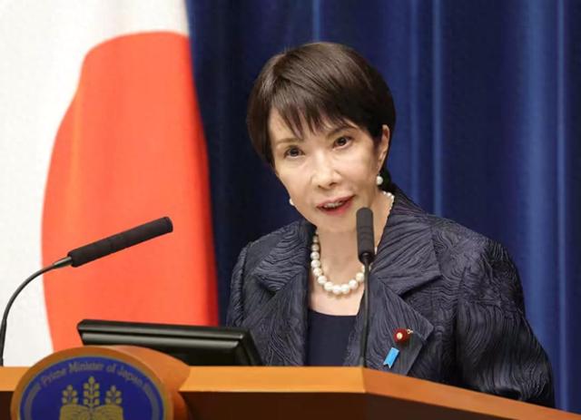 没有咄咄逼人没有狠话，高市早苗明确态度，和中国只能谈不能翻脸