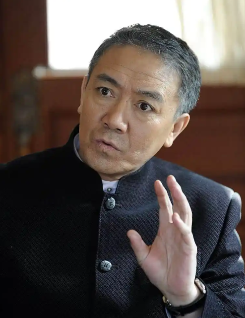 这一次，被人民日报公开点名的67岁李幼斌，让娱乐圈“沉默	”了