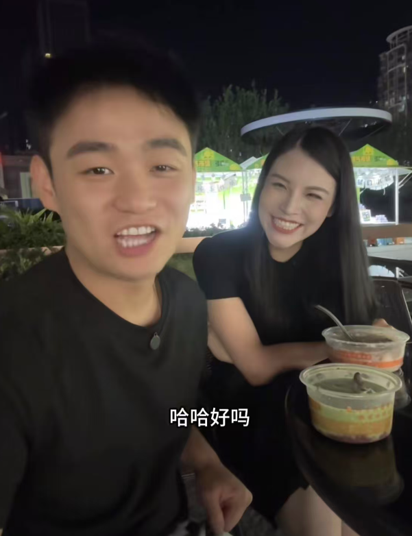 30岁贵州网红“阿呆”去世，骑机车不幸车祸，遗体仍在殡仪馆