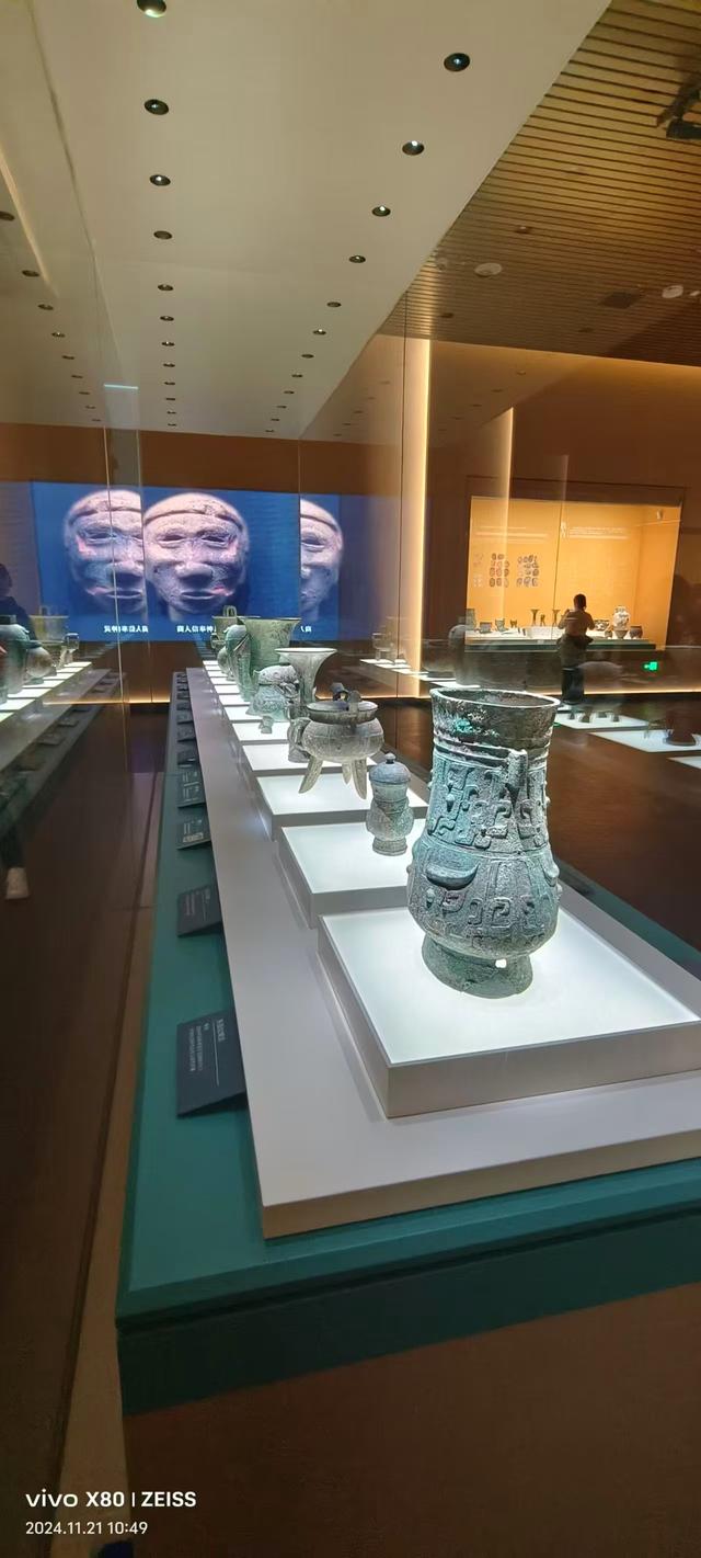 信史开端：洹水边的三千年凝视与诘问