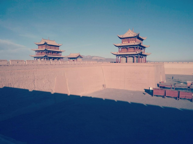 明长城最西端关口：天下第一雄关嘉峪关的历史与防御体系