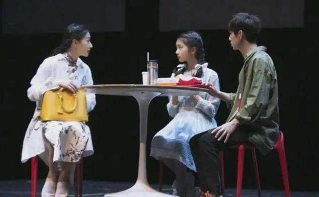 黄磊也没想到，自己辛辛苦苦养大的黄多多，竟给何炅做了“嫁衣”
