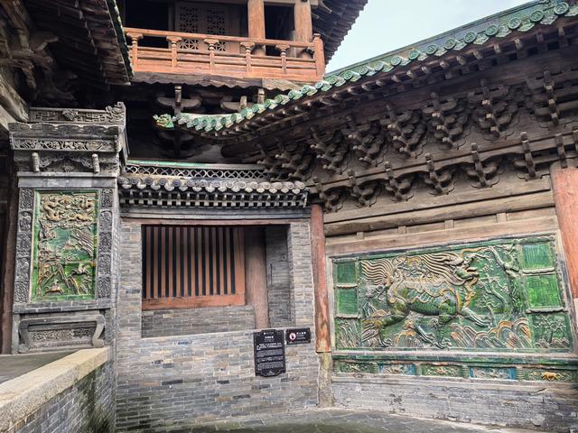 2025年稻城亚丁自驾之旅（4）榆次老城