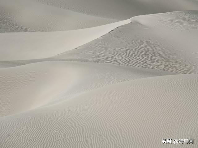 南疆寻秋--富士GFX100 II刻画南疆的雪山、沙漠与胡杨