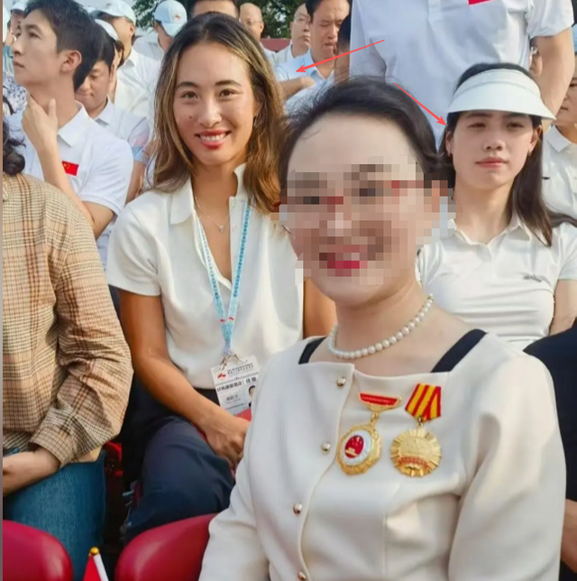众星齐聚9.3阅兵现场：郑钦文略像科比，马龙专注，杜江终于圆梦