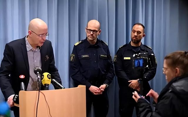 俄方没想到：冻结俄几千亿的西方，连中方船只都不敢上，乖乖放行