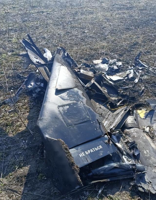 波兰开火了！北约成员国与俄交战？大量俄无人机闯入波兰被击落