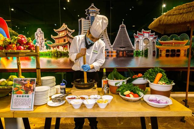 全网征集10名“吃货达人”，饕餮游带你吃遍厦门酒店环球美食！