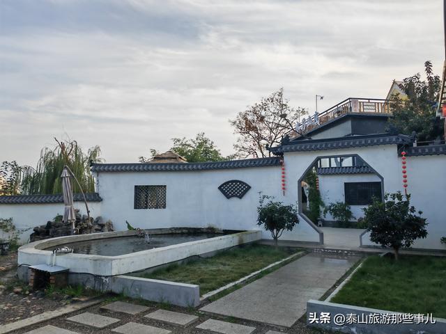 泰安：城东环山路北藏着一个农家乐，竹林蹊径，碧水环绕