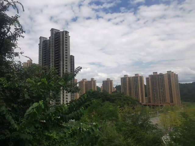 遵义新蒲：礼仪坝边白衣洞