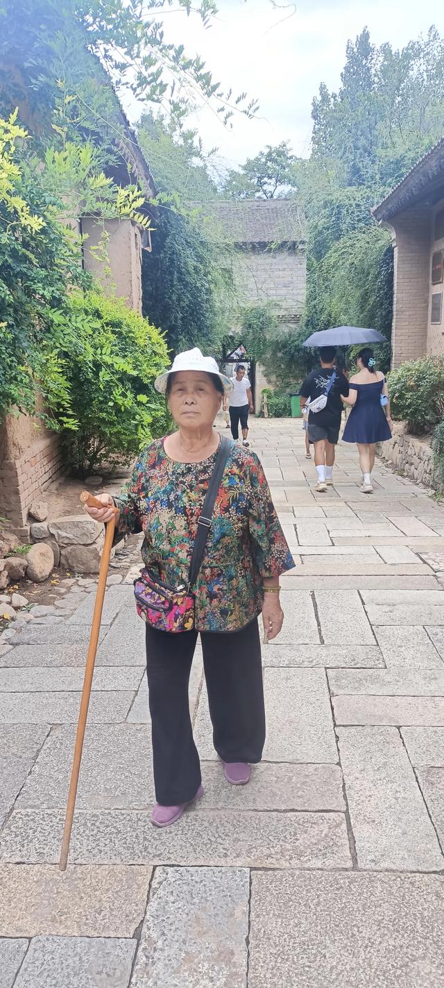 唐村古街道成了短剧拍摄网红地