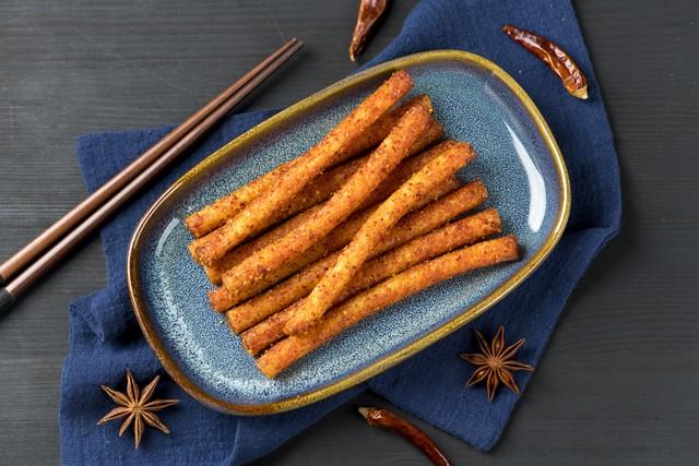 49岁男子尿毒症去世，医生心酸：把3样当饭吃，肾脏再好也扛不住