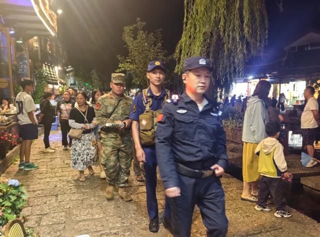 【20度的丽江】束河古镇：整治旅游秩序 提升游客体验