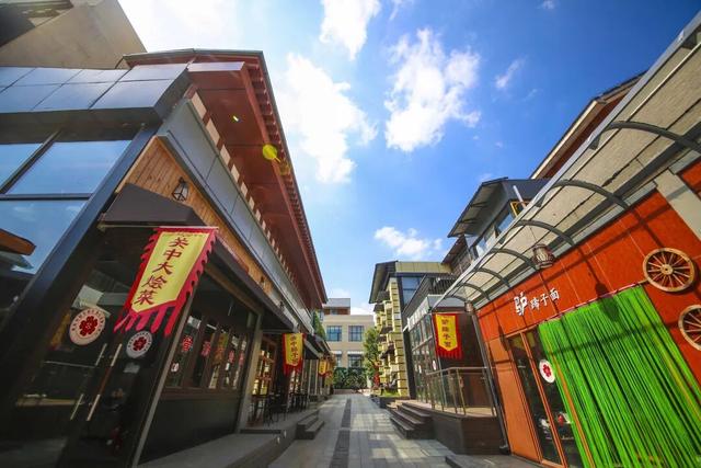 照金红色文化创意街区获评首批“陕西省商旅名街”