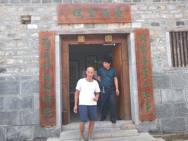 他是广西全州的一位伟大老人，他的名字叫唐以金！