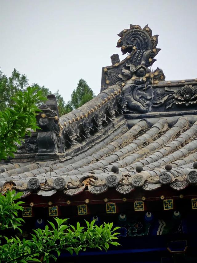 堪称洛阳第二寺，人少景美还免费，还藏着一处花海