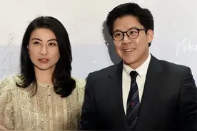 深扒郭晶晶“幕后”：原来霍震霆没有撒谎，她给霍家的助力不简单图片