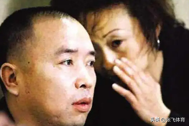 赖昌星妻子曾明娜现状，独居3000平老宅，做饭弄花草活成人生赢家