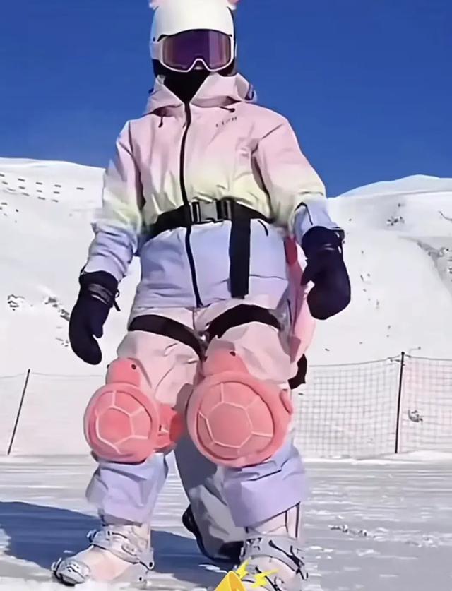 “冠军风波	”后，全红婵踏上新征程	，让人反感的一幕还是出现了