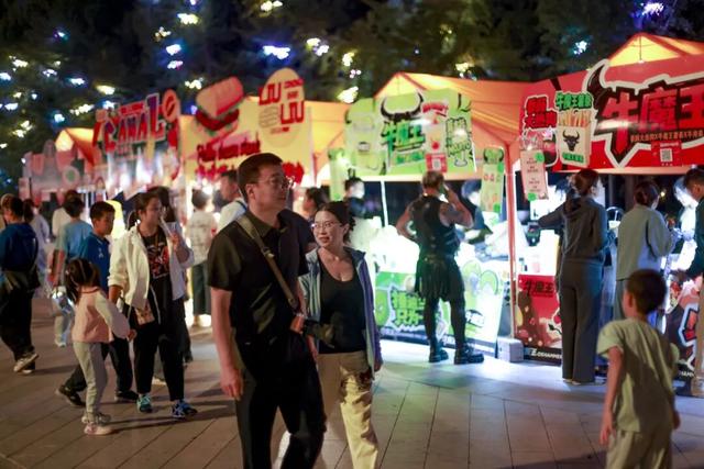 乘亮马河游船、尝鲜全球碳水！“点亮”假期在朝阳——